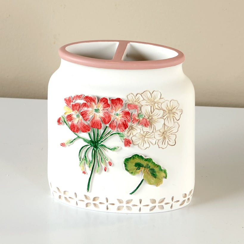 Spring_Fever_Toothbrush_Holder_Toothbrush_Holder_2125702_zm1_efb2dae8-8e9c-4ad4-9351-81da34b6366d